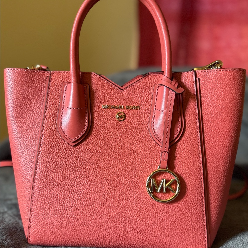¡¡SOLD!!NWT Michael Kors MAE Small Pebbled Leather Messenger Bag